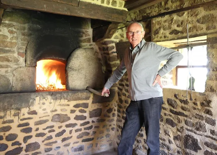 Prázdninový dům Maison De Charme Avec Jardin Et Wifi Inclus - Fr-1-497-238